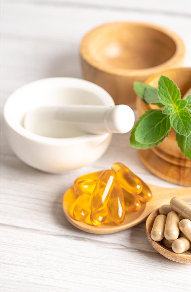 Naturlige kosttilskud — omega-3 og urter